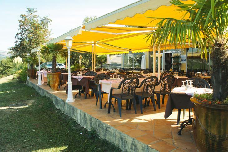 Hotel Les Cavalets Bauduen Exterior photo